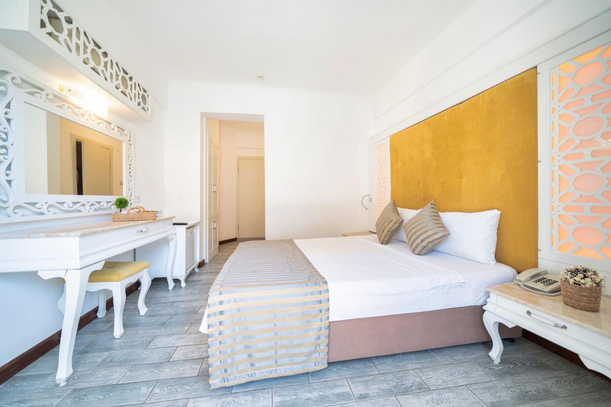Ata Lagoon Beach Hotel Ölüdeniz Buitenkant foto